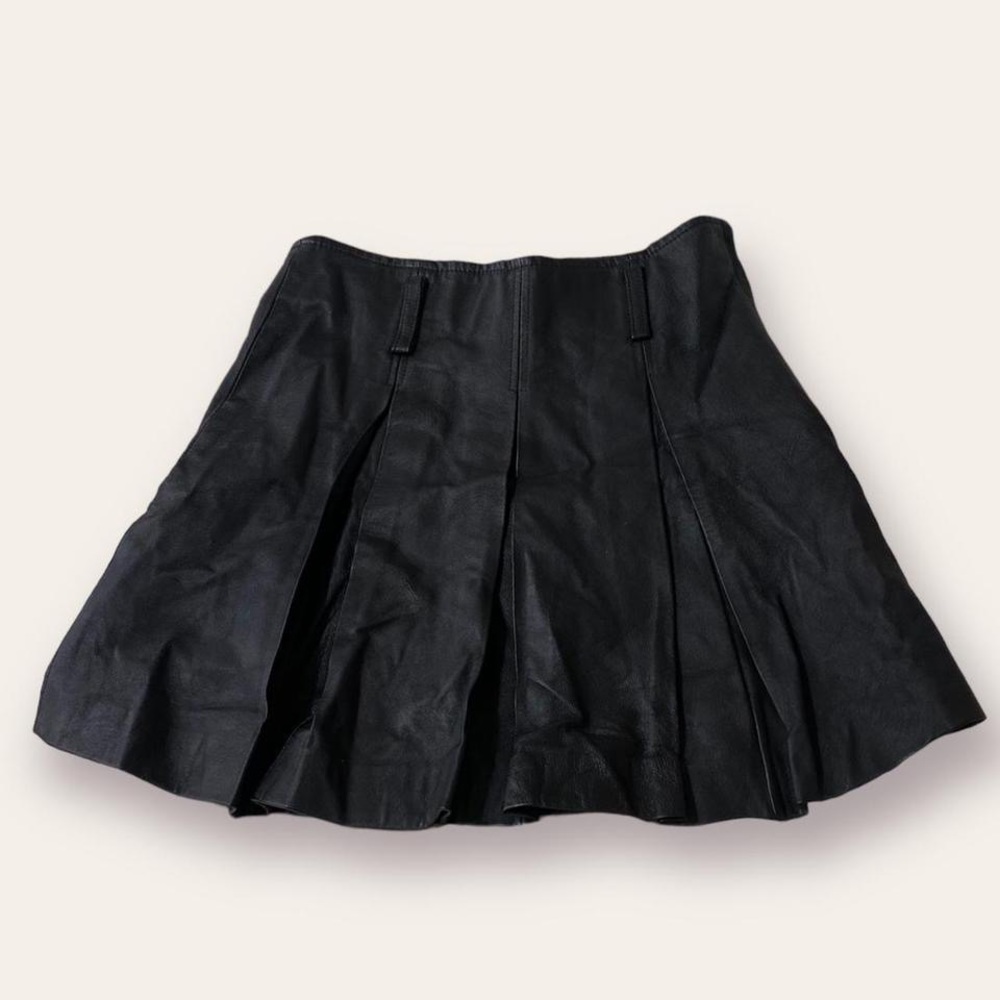 ✨🖤 Vintage Mini Leather Skirt 🖤✨